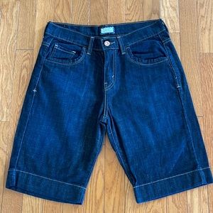 Women’s Levi’s 515 Bermuda Short size 6